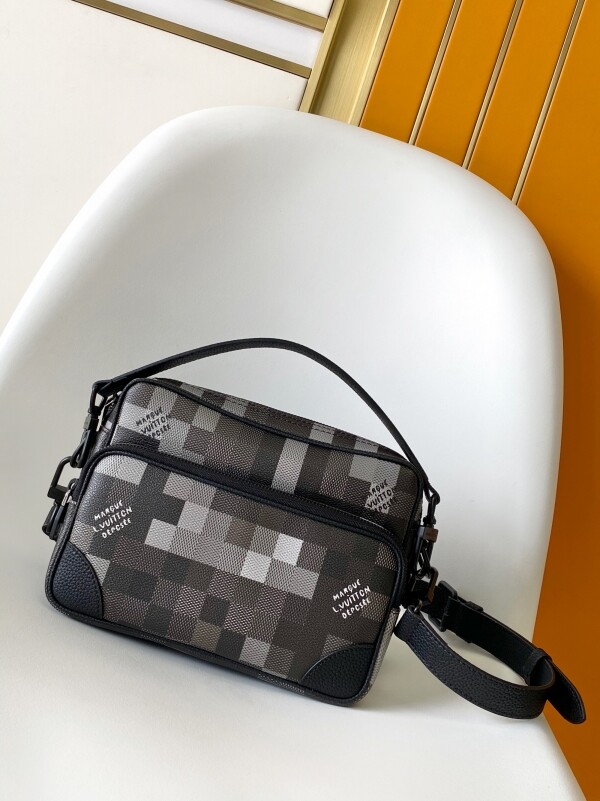 블링크,루이비통 메신저백 남자용 M14016