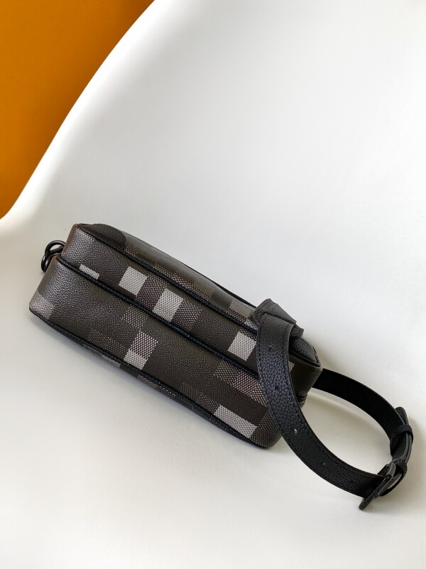 블링크,루이비통 메신저백 남자용 M14016